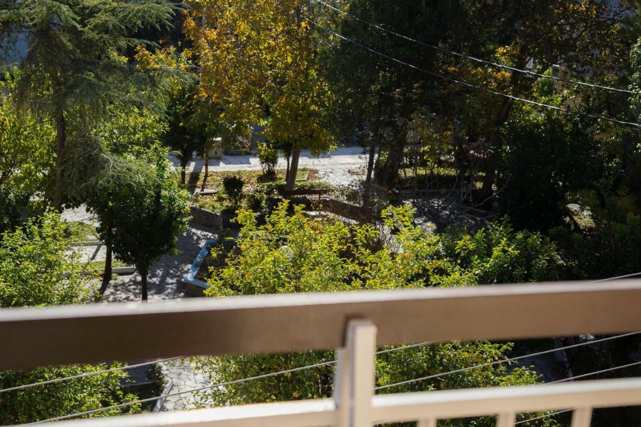 'Romeo & Juliet' Cozy Apartment With Breathtaking View Афины Экстерьер фото